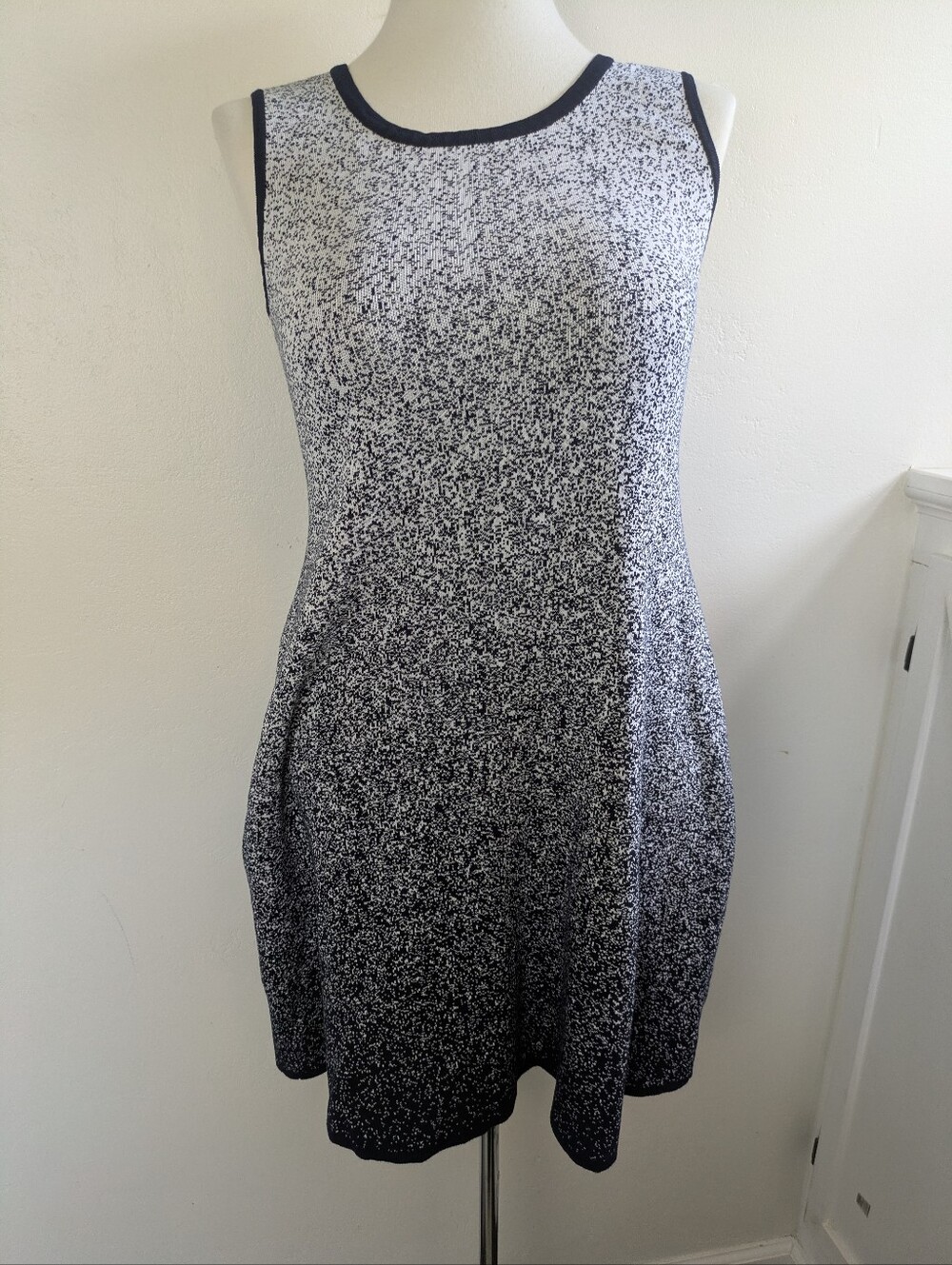 Women's Jersey Dress Large Nina Leonard White Navy Stretchy